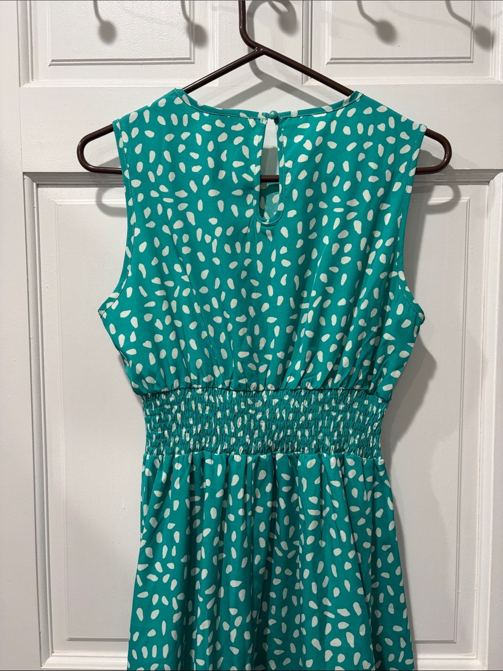SHEIN Teal and White Sleeveless Printed Dress - Picture 3 of 3